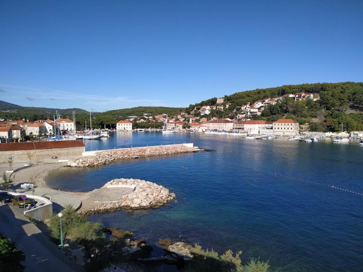 Apartment Peronja Seafront