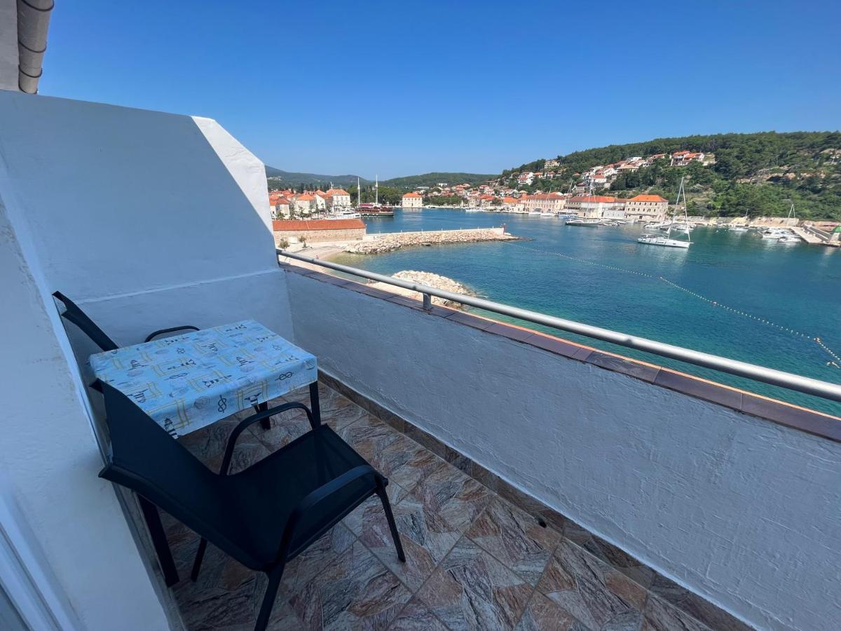 Peronja Seafront Apartment