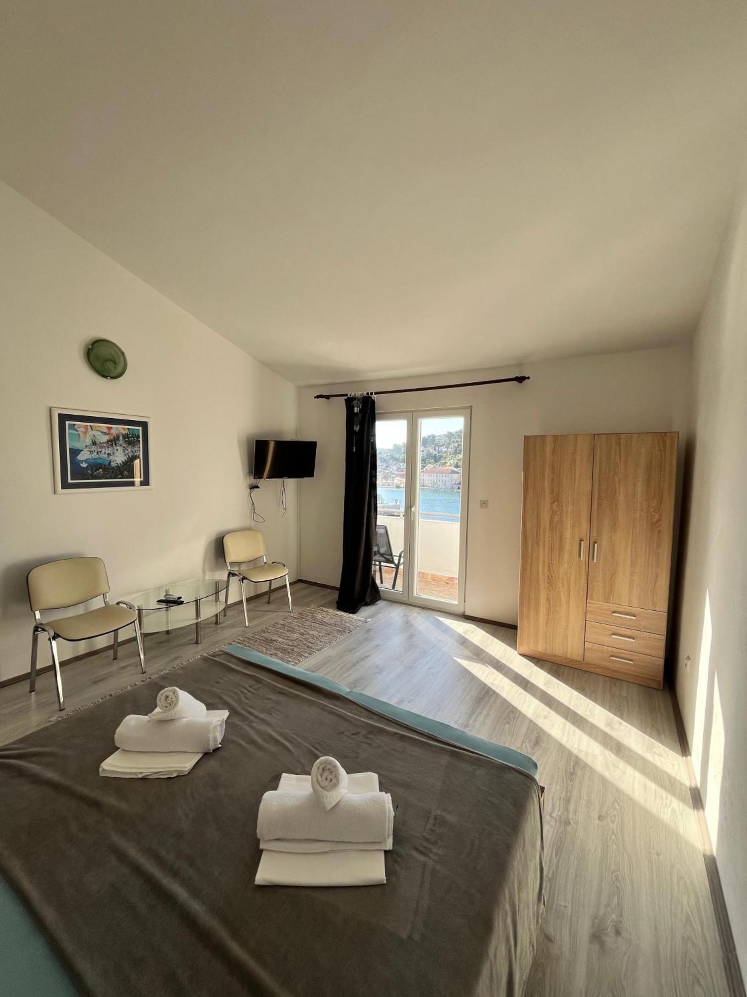 Peronja Jelsa Seafront Appartement Jelsa (Hvar)