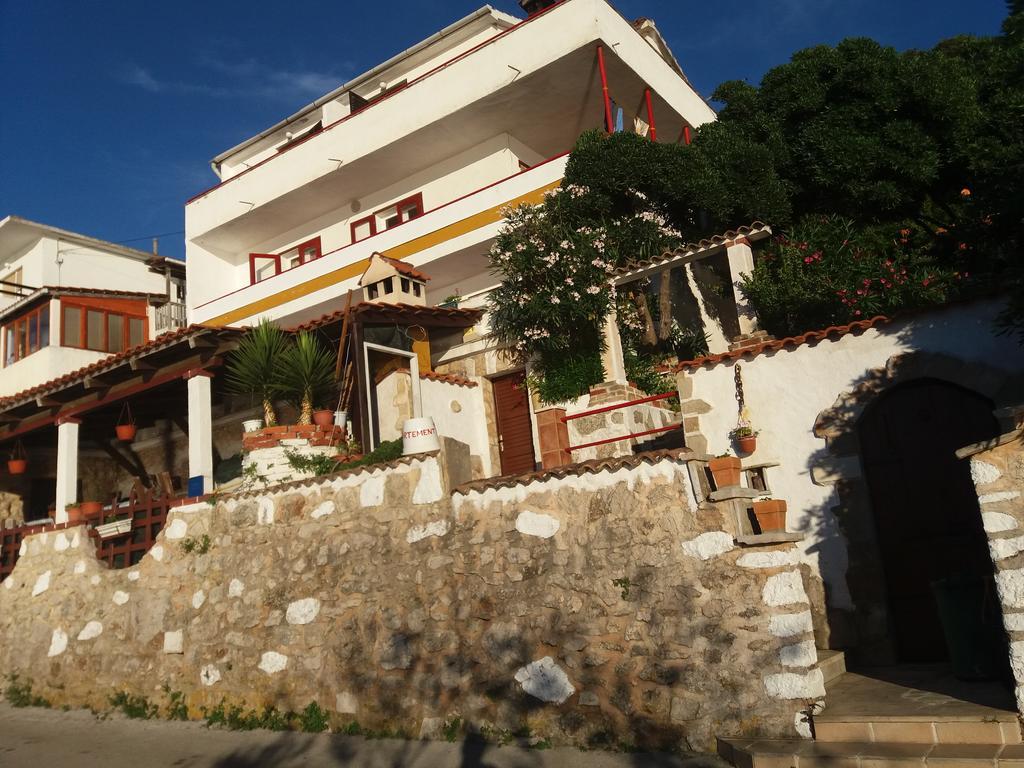 Peronja Seafront