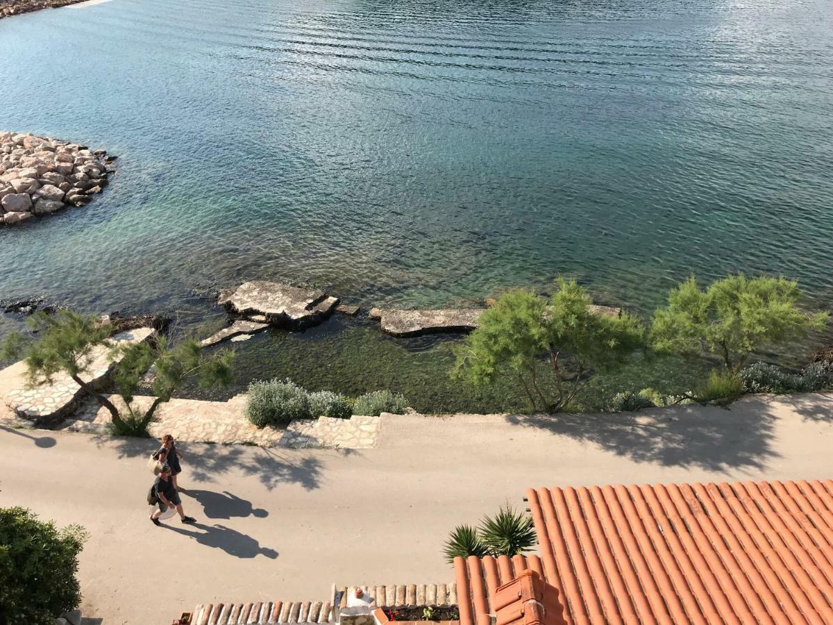 Peronja Seafront *