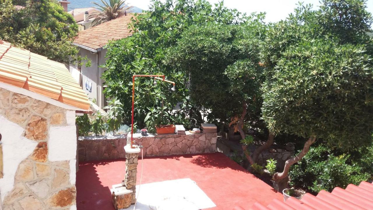Peronja Seafront Apartamento